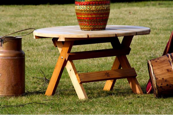 Bear Chair Side White Cedar Table Kit, Cedar Outdoor Furniture Kits