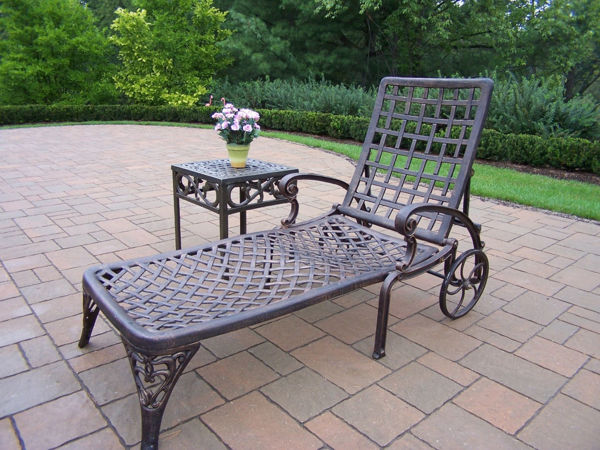 Picture of Elite Cast Aluminum 2 Pc. Lounge set with a wheeled Chaise Lounge and a 17-inch Side table - Antique Bronze