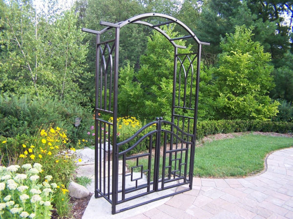 Picture of Royal Arbor with Gate - Black