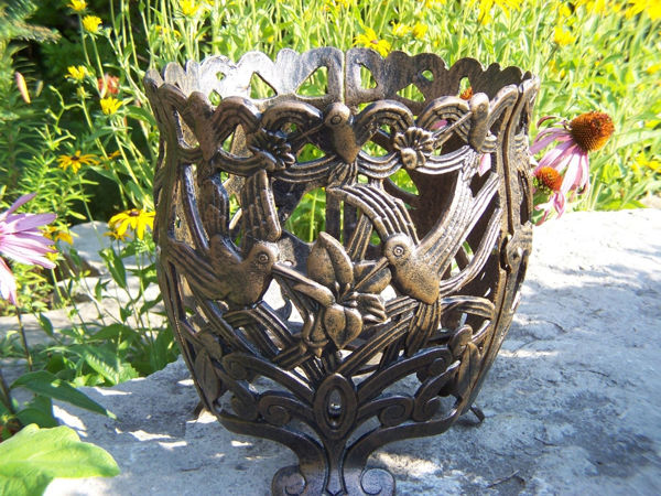 Hummingbird 12-inch Round Flower Pot - Cast Aluminum - Antique Bronze