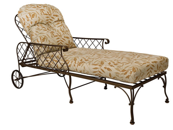 Picture of Woodard Brayden Adjustable Chaise Lounge