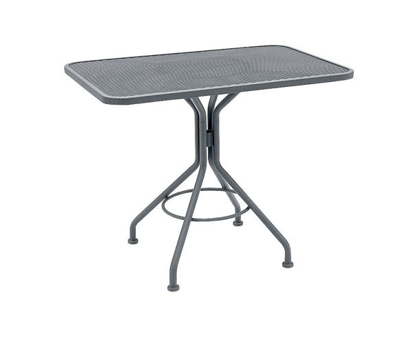 Picture of Woodard Mesh Contract + 30 x 48 Rectangle Umbrella  Table with  Pedestal Base