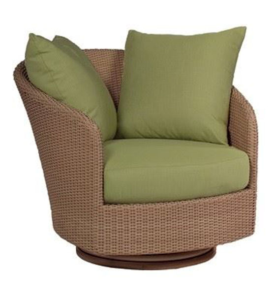 Picture of Woodard Oasis Swivel Lounge Chair 