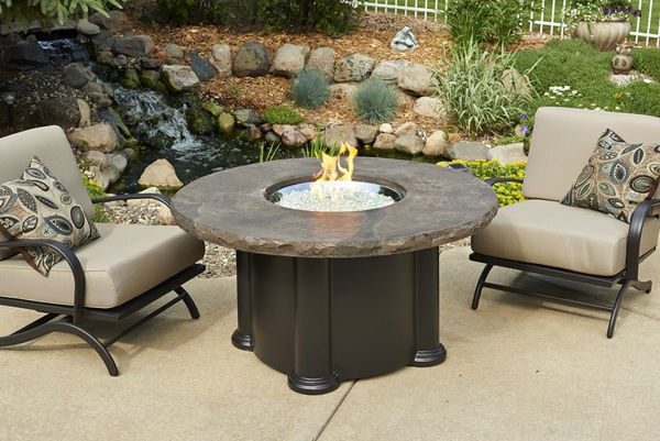 Picture of Outdoor Great Room Colonial Fire Pit Table with Round Marbelized Top