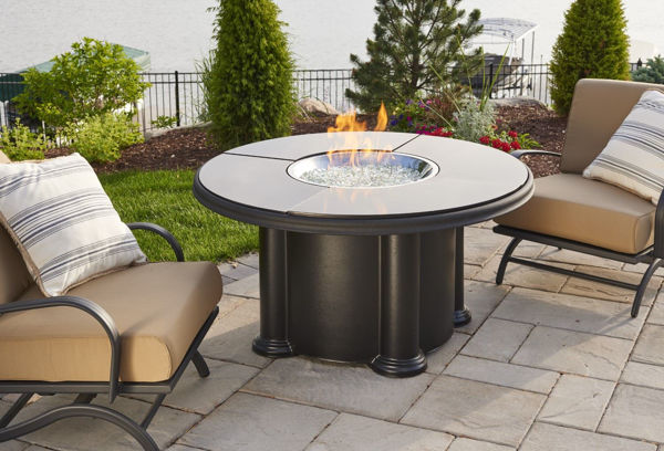 Picture of Outdoor Great Room Black Grand Colonial Fire Pit